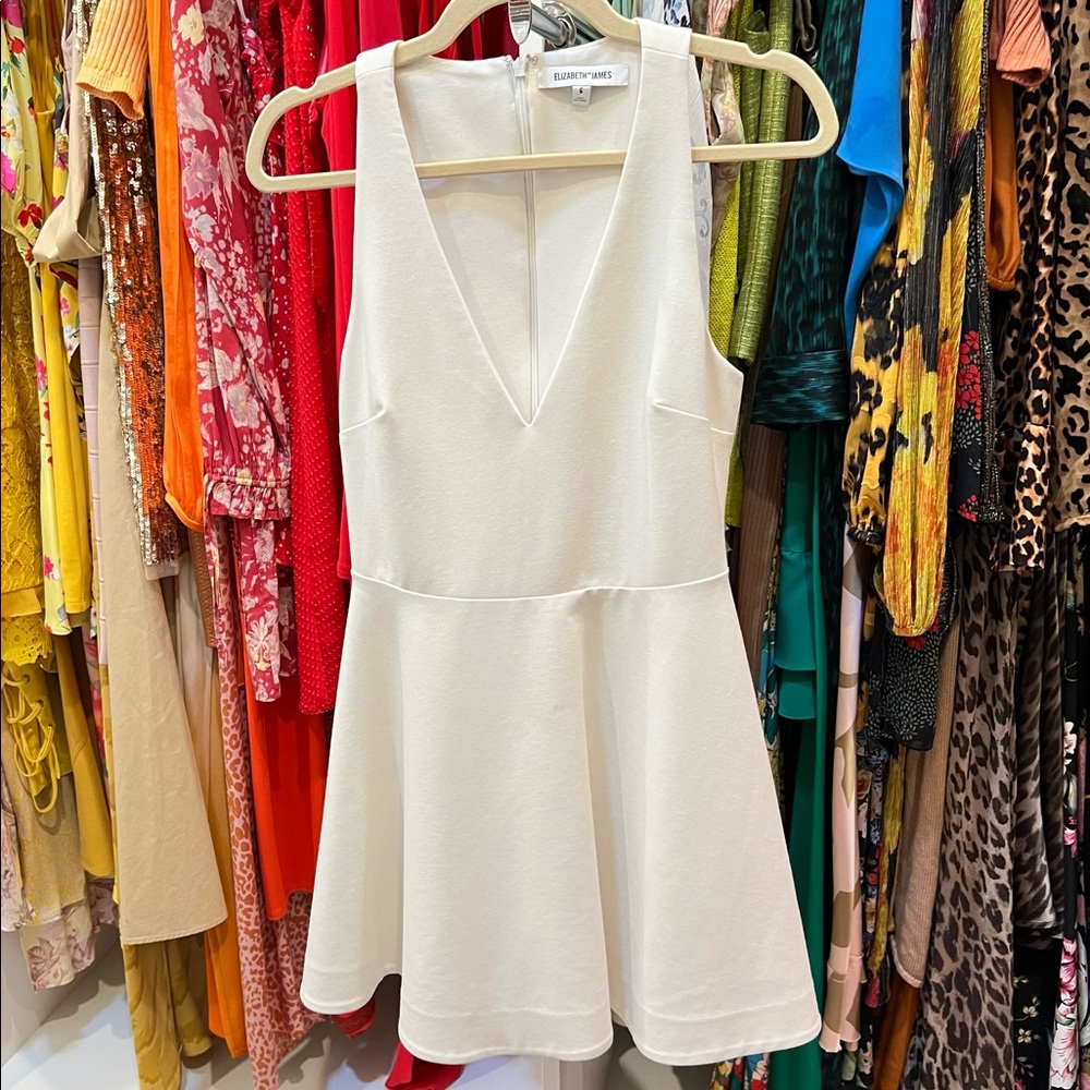 White A-line Elizabeth & James dress. Size 6